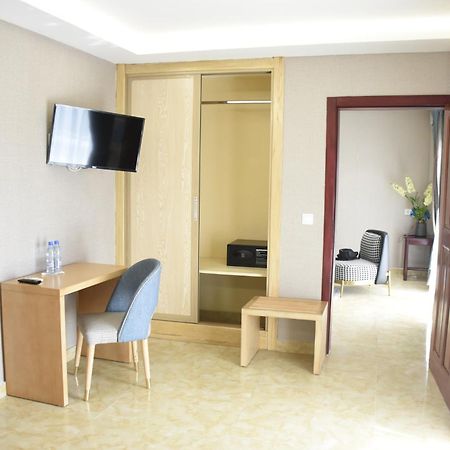 Hotel Royal Palace Douala Eksteriør bilde