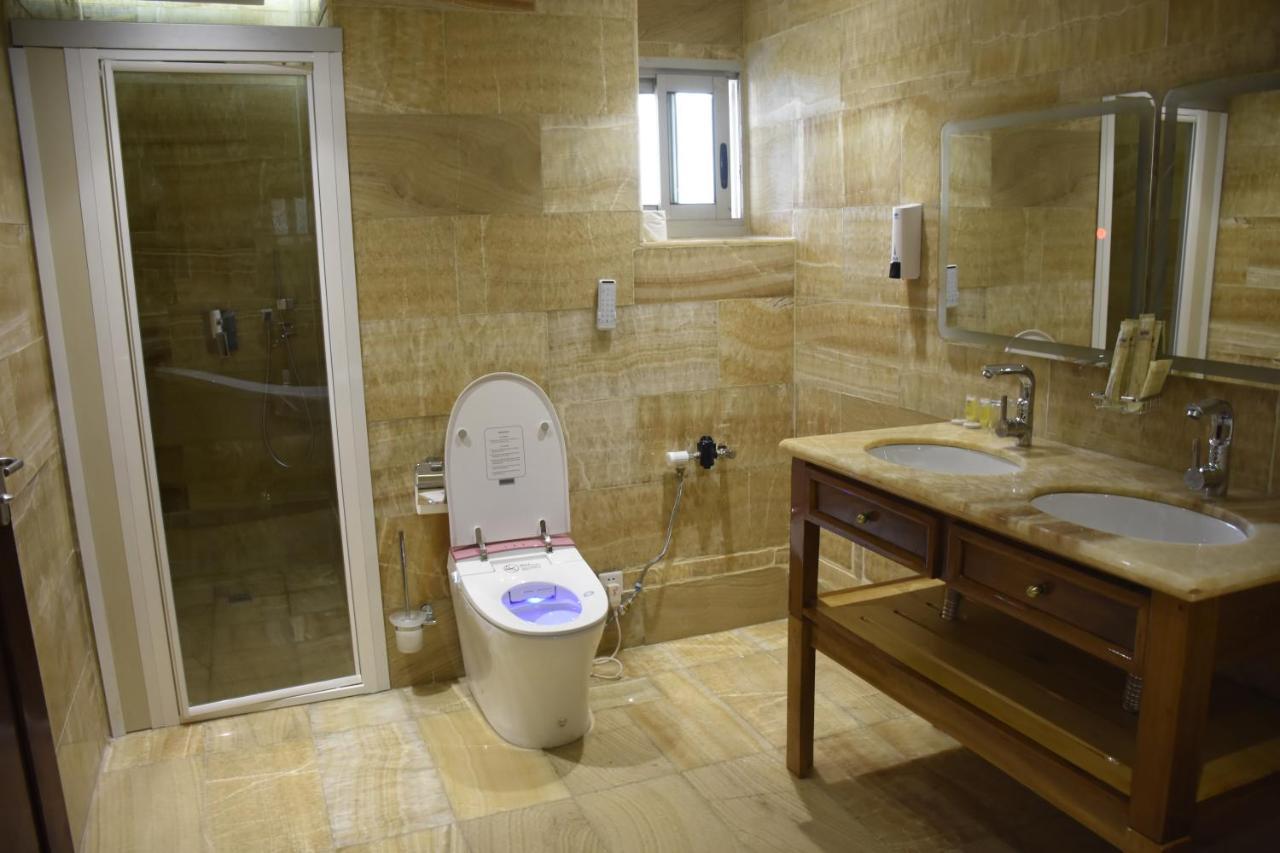 Hotel Royal Palace Douala Eksteriør bilde