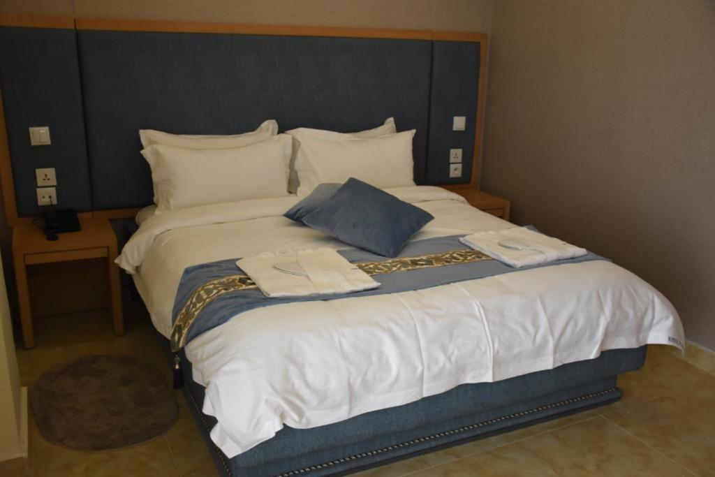 Hotel Royal Palace Douala Eksteriør bilde