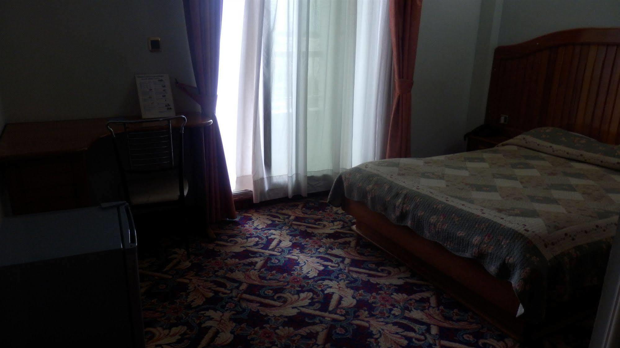 Hotel Royal Palace Douala Eksteriør bilde