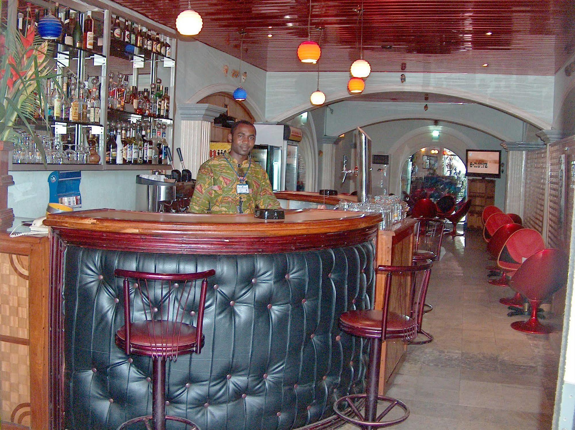 Hotel Royal Palace Douala Eksteriør bilde